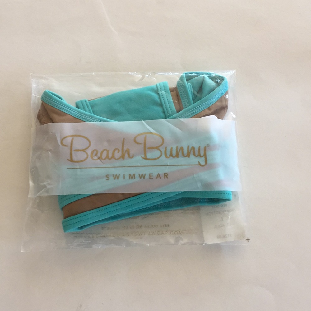 🌟HP🌟Beach Bunny hard summer skimpy bikini bottom - Picture 6 of 8